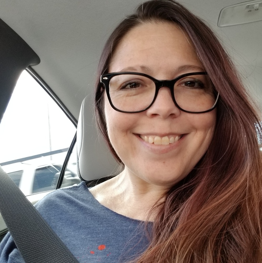 Meet your Posher, Cynthia